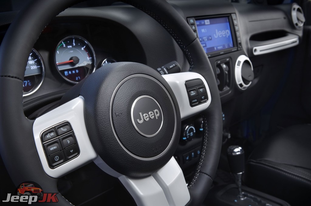 2013 jeep wrangler steering wheel controls